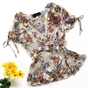 FRANCESCA’S Blue Rain • floral ruffle wrap top